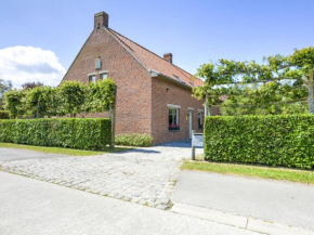 Lovely Holiday Home in Oostvleteren with Garden